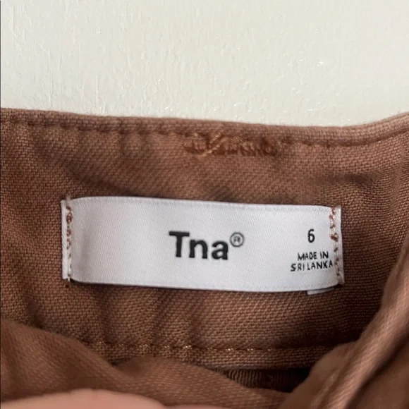 Aritizia Supply Cargo Pants - Picture 6 of 7